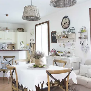 la-casa-di-menny.hotelitalianriviera.com/